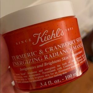 Kiehl’s Turmeric & Cranberry Seed Radiance Masque